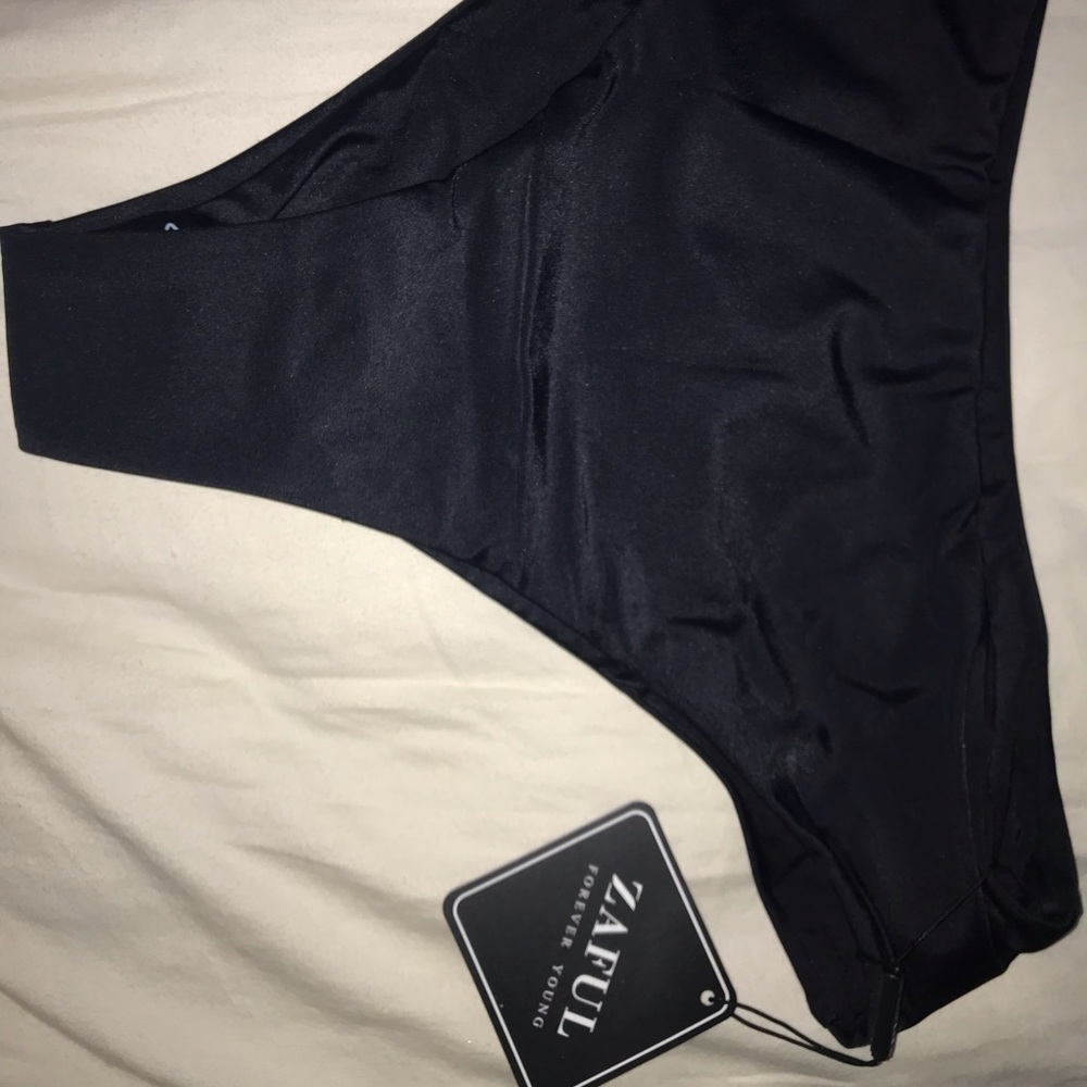 Bikini bottoms